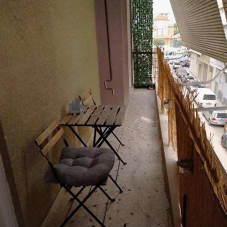 Apartment Cozy & Bright 50m From Subway -agios Antonios Athens