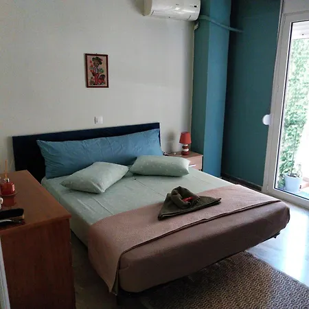 Apartment Cozy & Bright 50m From Subway -agios Antonios Athens