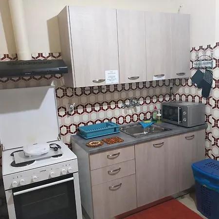 Cozy & Bright 50m From Subway -agios Antonios * Athens