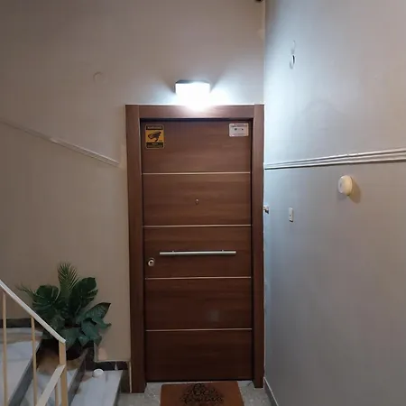 Apartment Cozy & Bright 50m From Subway -agios Antonios Athens